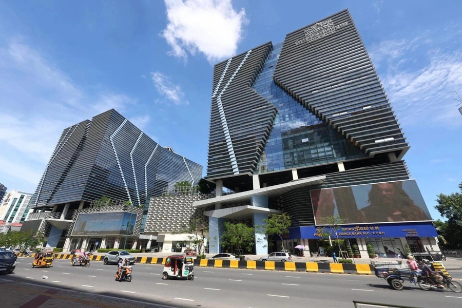 Sinh viên Campuchia lao đao vì mất học bổng