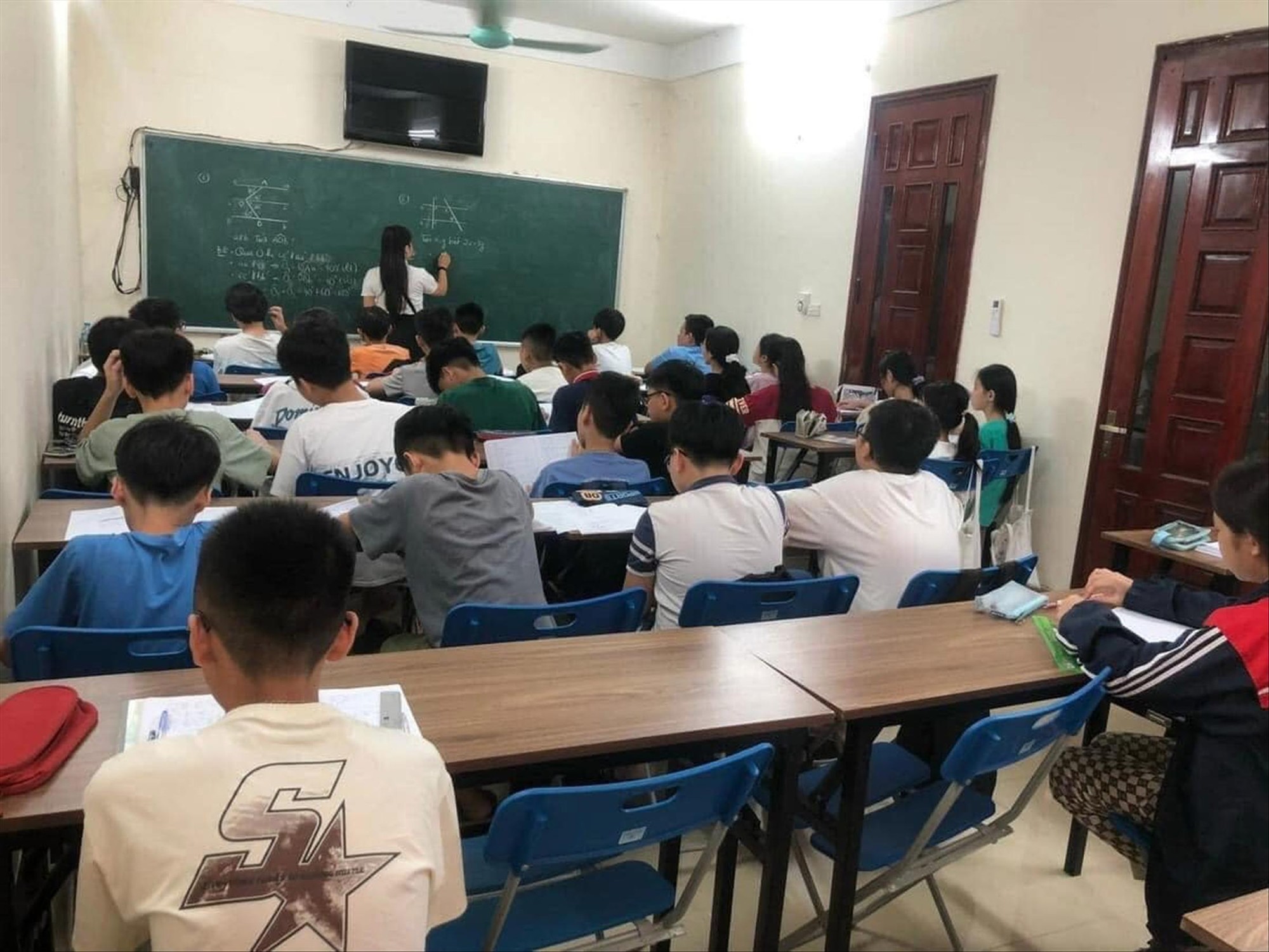 Thông tư số 19/2026, quy định về dạy thêm, học thêm có gì mới?